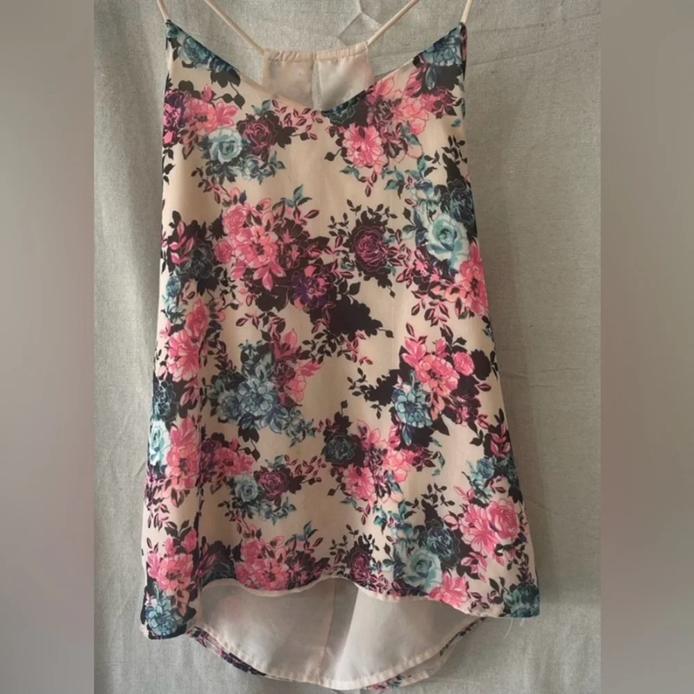 Floral Camisole Top - Picture 3 of 7